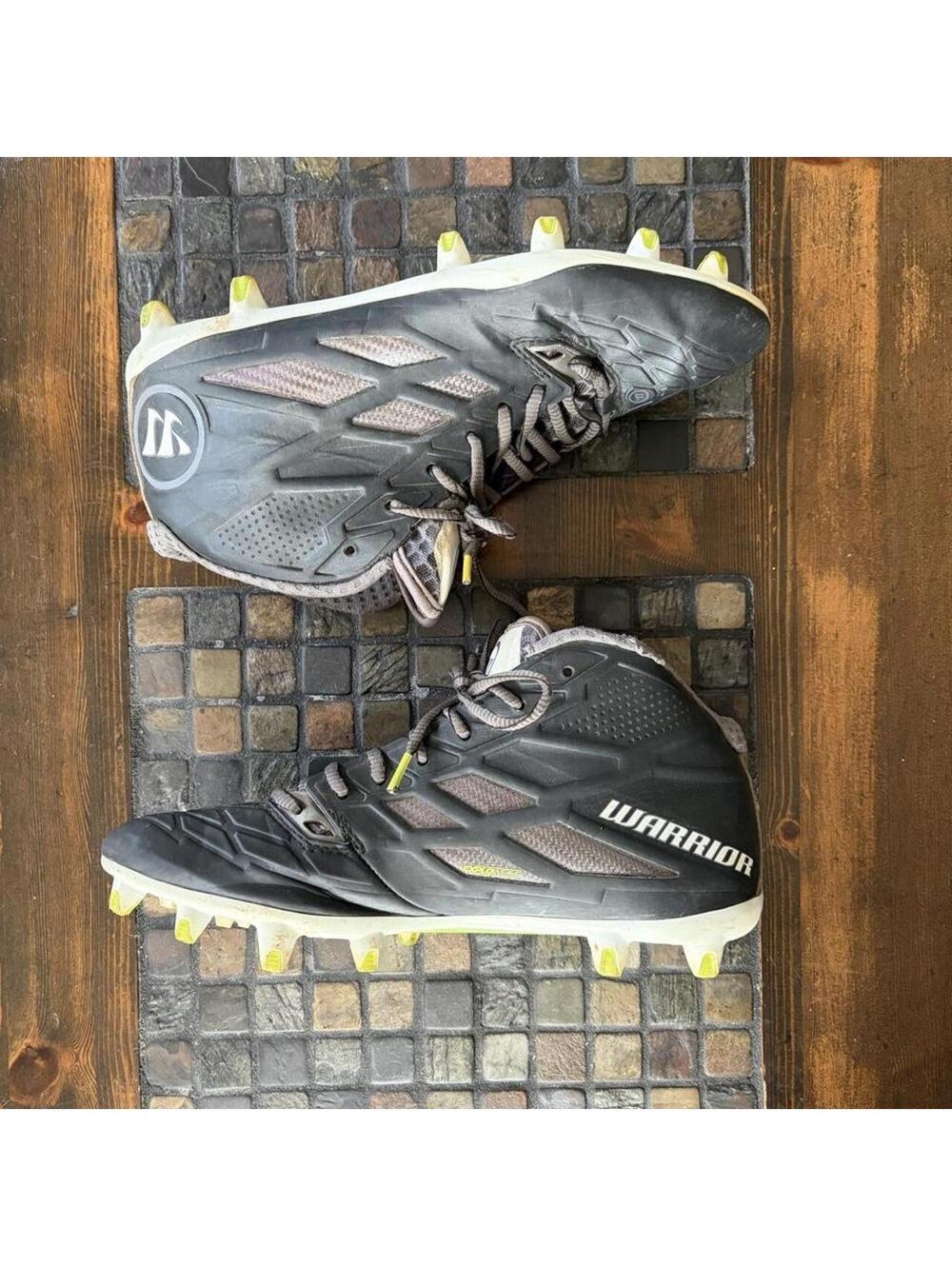 Vintage Warrior Burn 8.0 Mid Lacrosse Cleats size 9